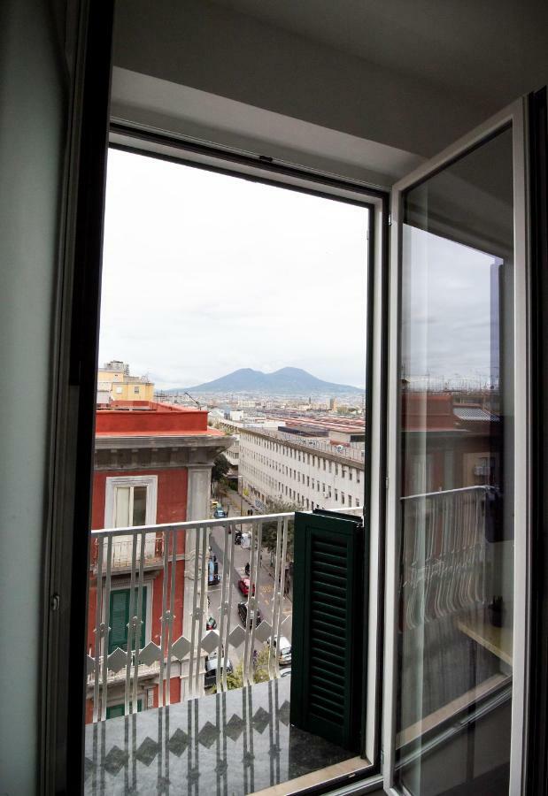 ホテル Gb Vesuvius Napoli エクステリア 写真